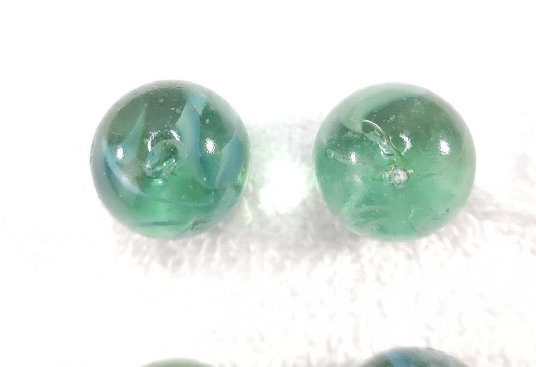 LOT OF 4 VINTAGE BEAUTIFUL BOULDER SHOOTER 1 1/8 CAT EYES MARBLES 1970S 1980S
