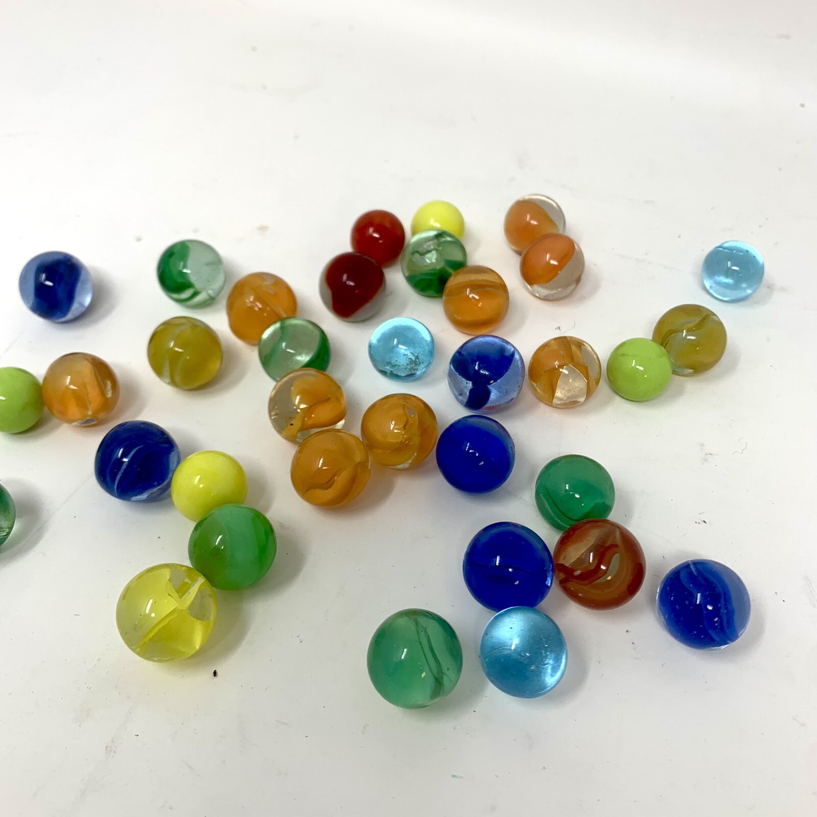 Vintage Lot Of 36 Marbles Cats Eye And Other Misc Types Of Marbles