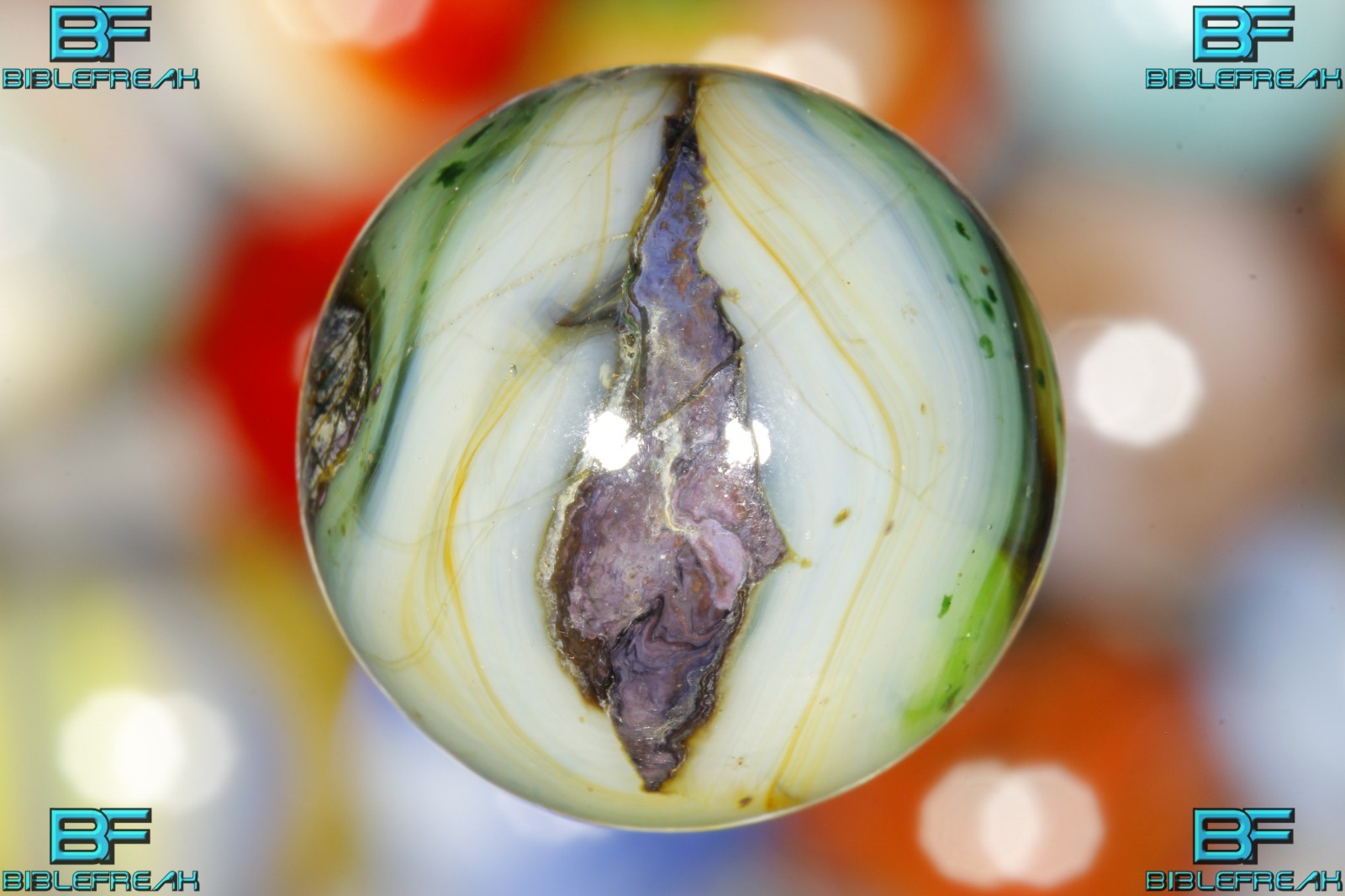 001601 ONE (1) 2008 JABO Peltier Mansion 45/64″ 17.87mm Silver DRIZZLE Marble