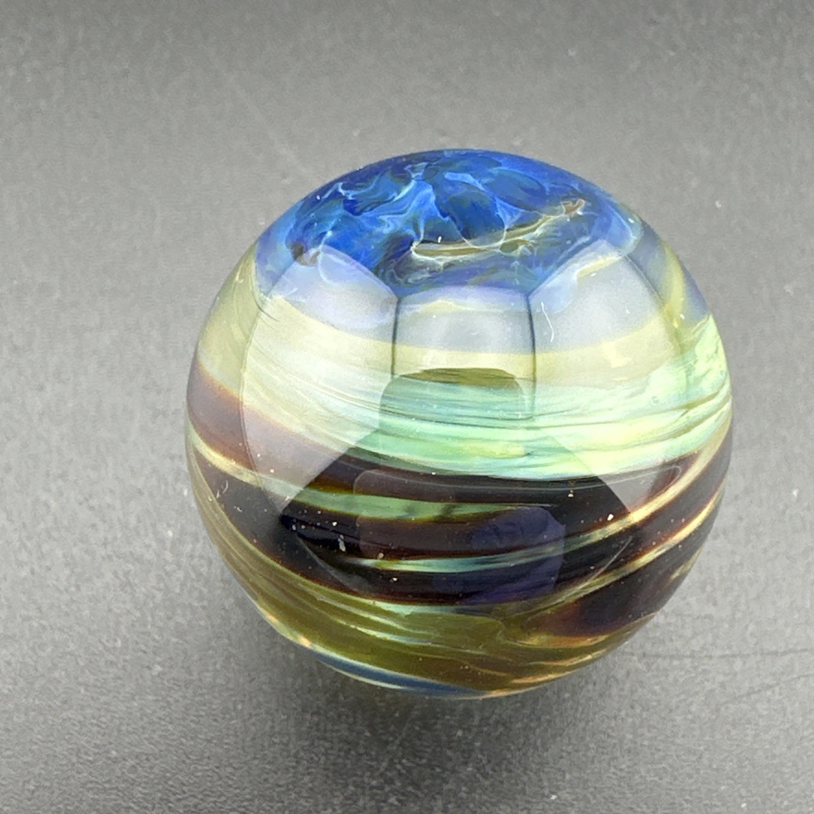 Contemporary Handmade Art Glass Marble 1.09″ Swirl MIB With UV Reactive Green!