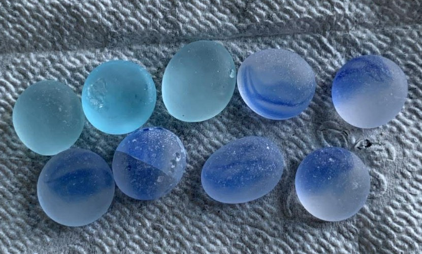 10.7 oz MIXTURE OF FROSTY GLASS MARBLES