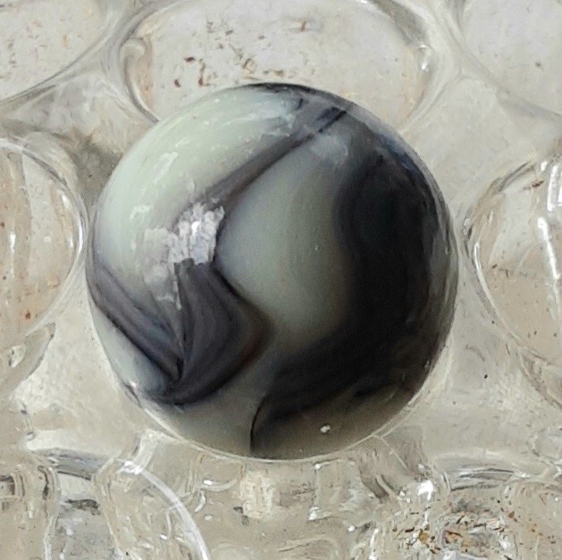 5/8″ CAC Vary Cool UV Swirl Marble In Beautiful Mint Condition 👌.