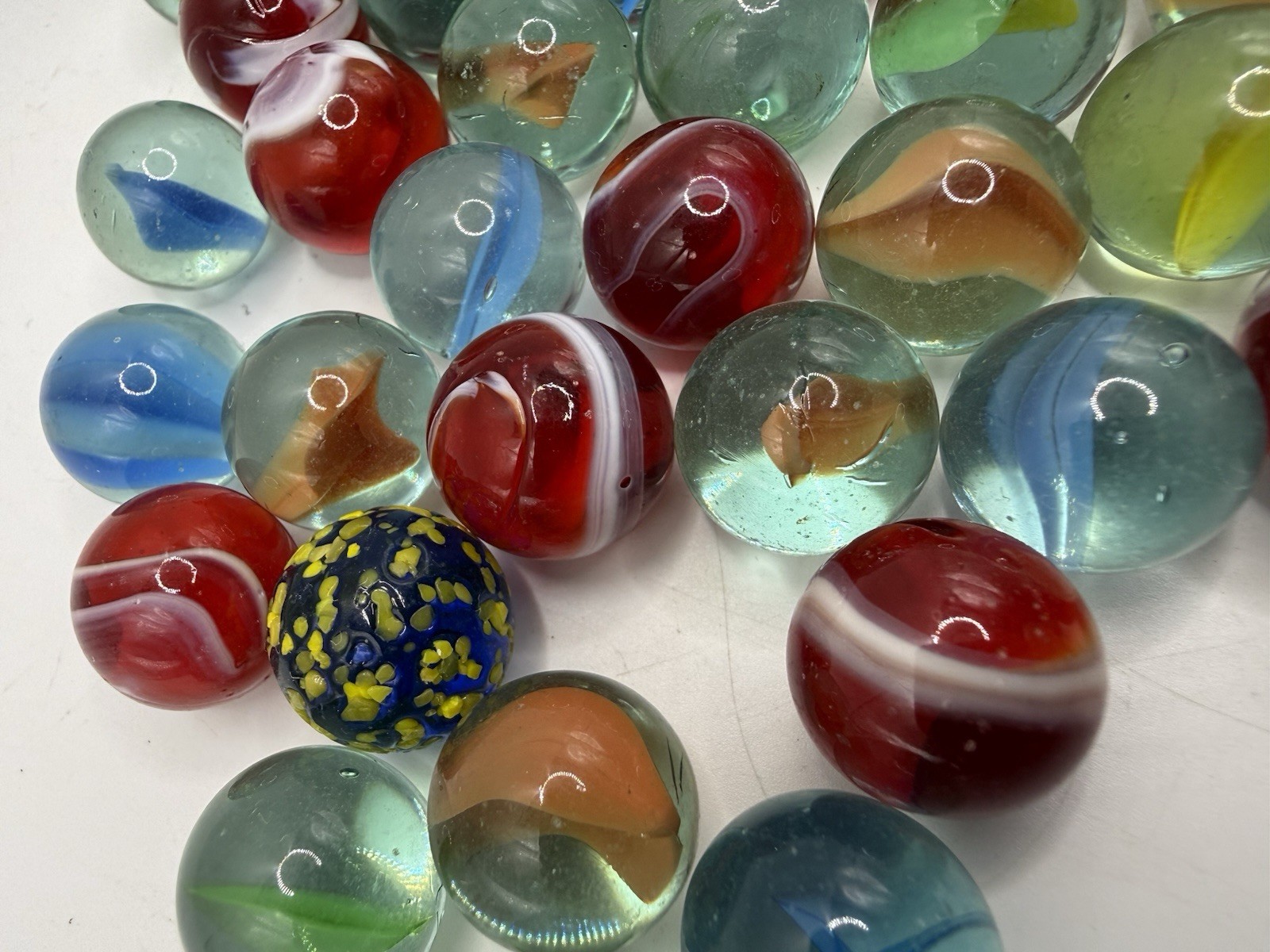 Assorted Vintage Marbles in Small Glass Mason Jar, Asst 50 As Seen Pics