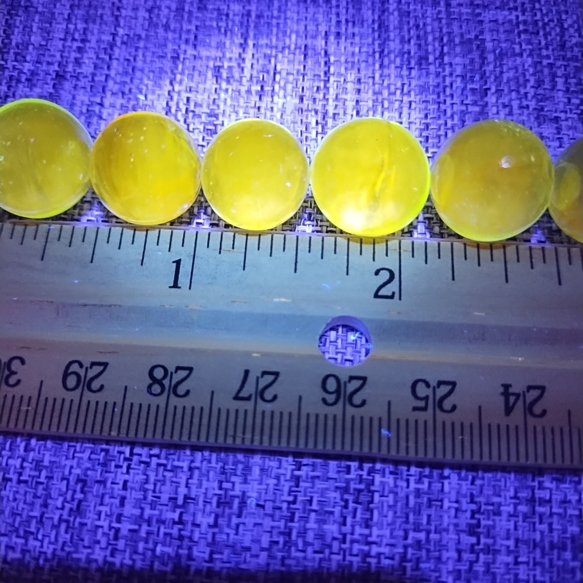 Light Aqua Green Uranium UV Glow Marbles Lot of 10 Peewees Brown Swirl