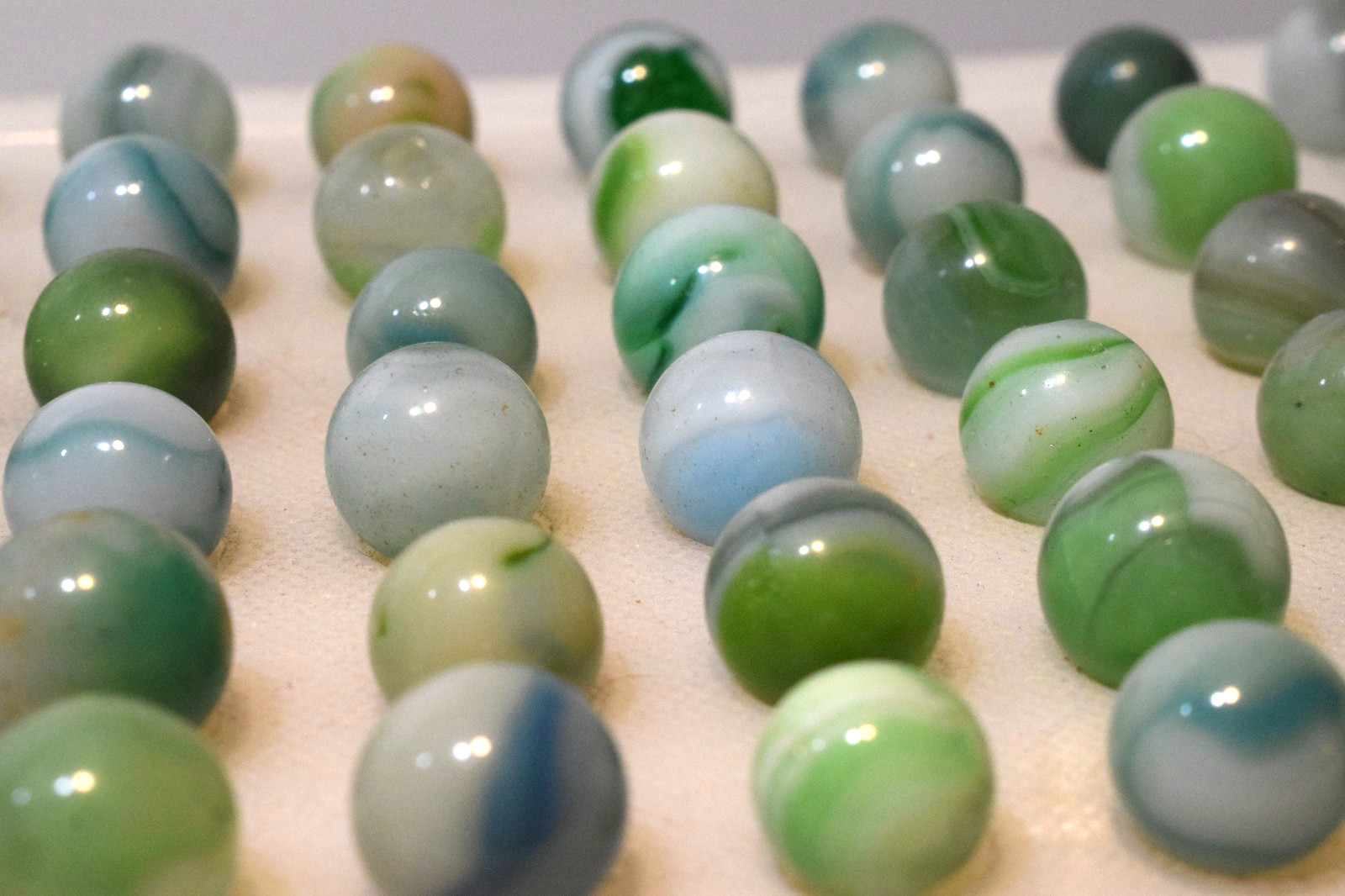 VITRO AGATE MARBLES ARKO 57PC MIXED LOT SHAMROCK GREEN AQUA BLUE COBALT LIME