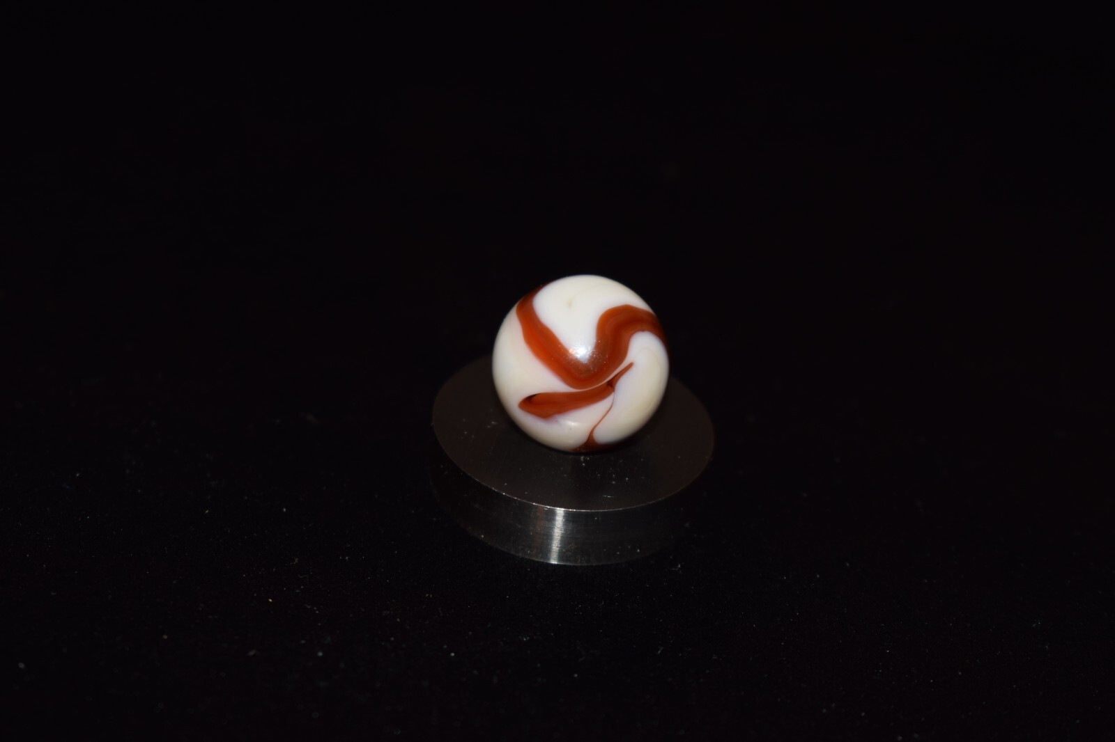 Vintage Alleys/Ravenswood Flame Toy Marble Size .625″=5/8″=16mm MINT!