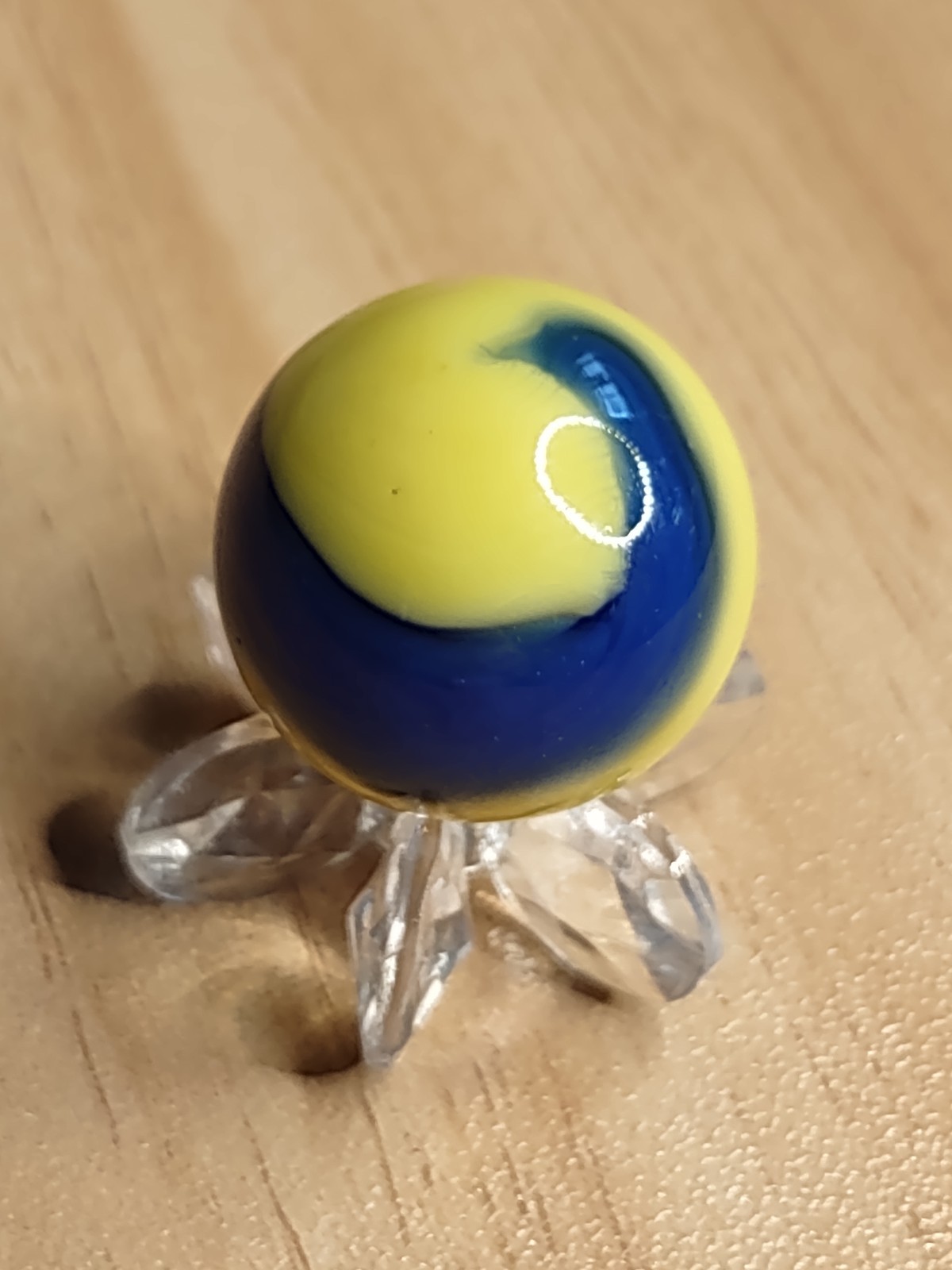 .72″ Yellow & Dark Blue – Akro Corkscrew Swirl Vintage Glass Marble Old Toys