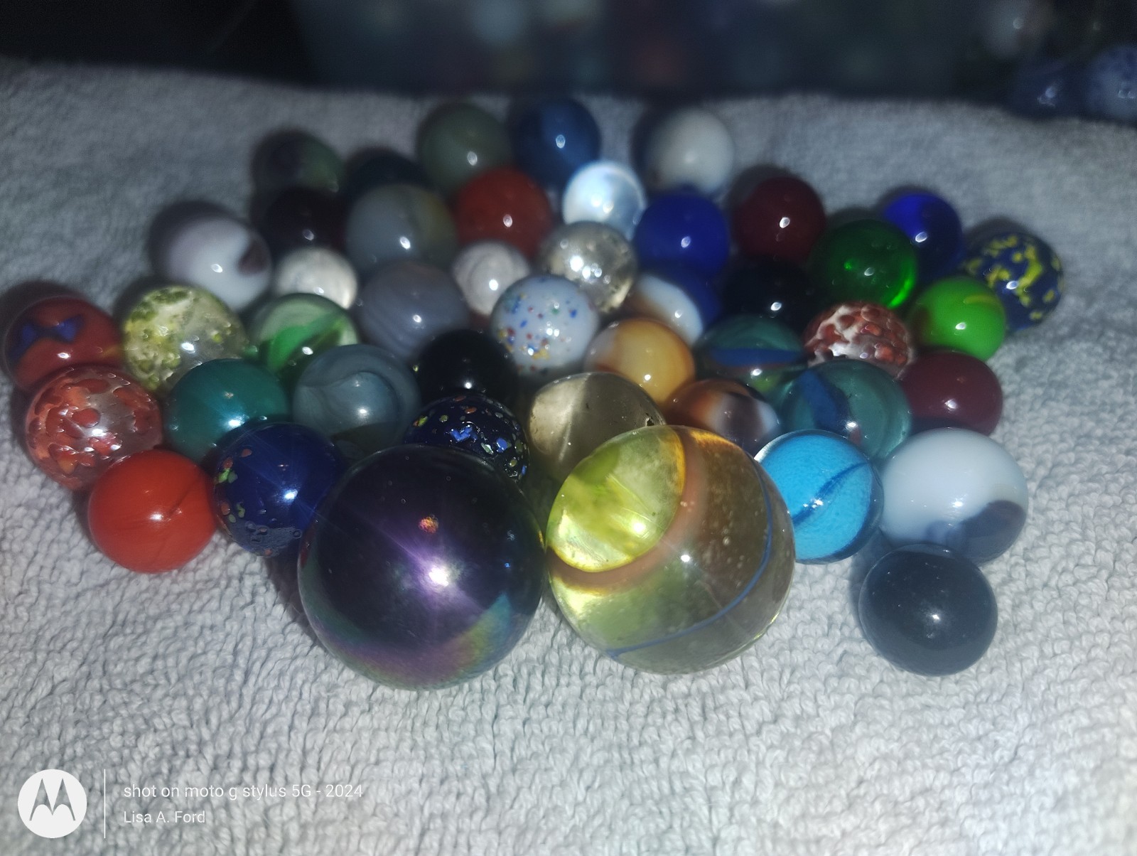 47 Old Marbles Lot UV Reactive Shooters Art Glass Confetti Swirls Cats Eye Mix