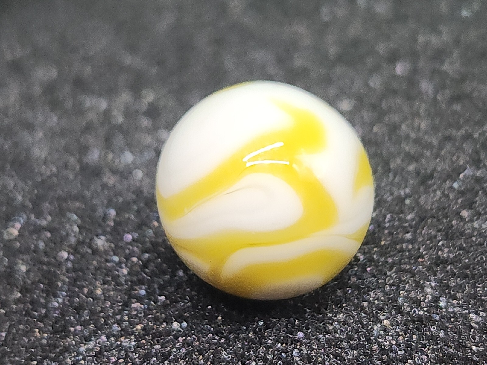 Vintage Art Glass Marble White Milk Cream Yellow Lemon Candy Jolly Rancher Swirl