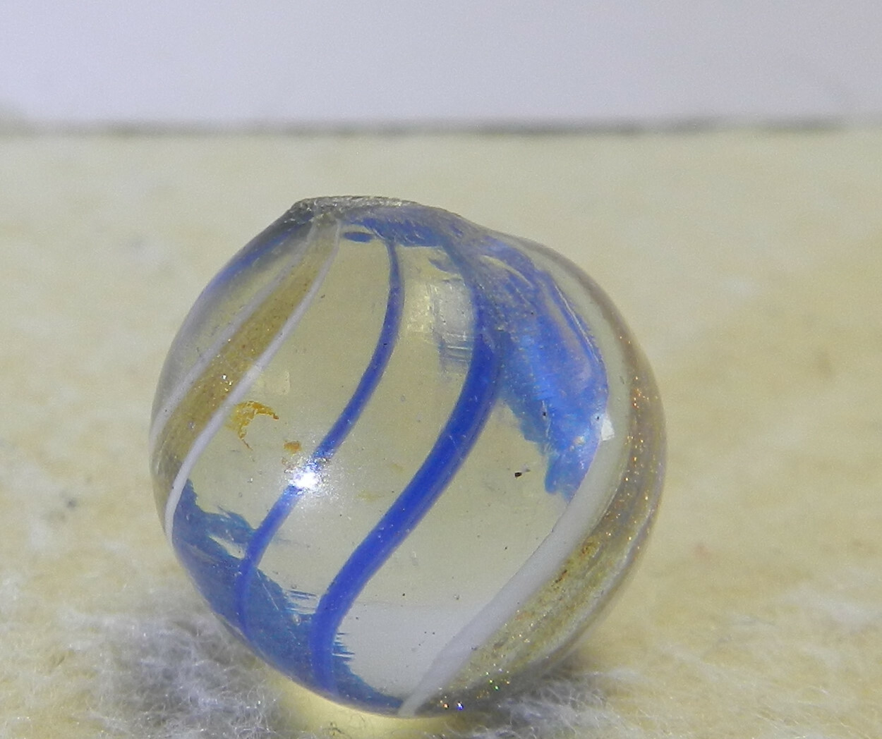#13835m Vintage German Handmade Clear Glass Banded Lutz Marble .61 Inches