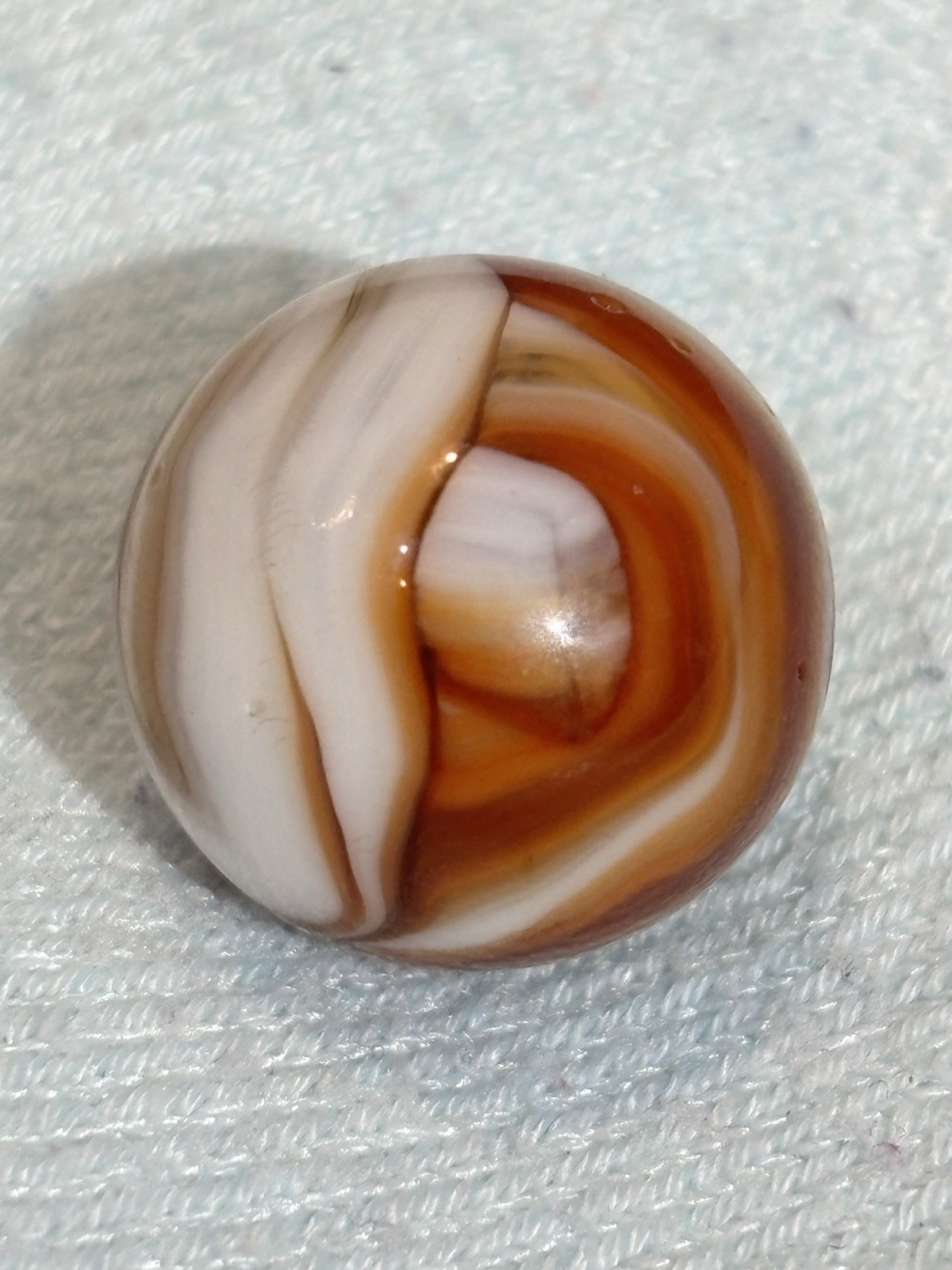 Vintage Alley Agate Root Beer Caramel Flame Swirl Marble 0.69”