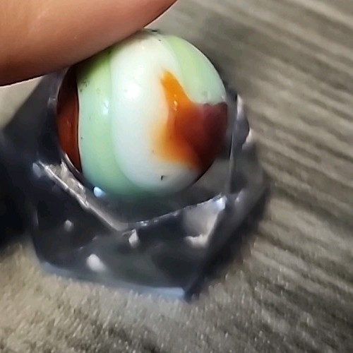 Peletier Rainbow Medium Shooter Swirl Marble