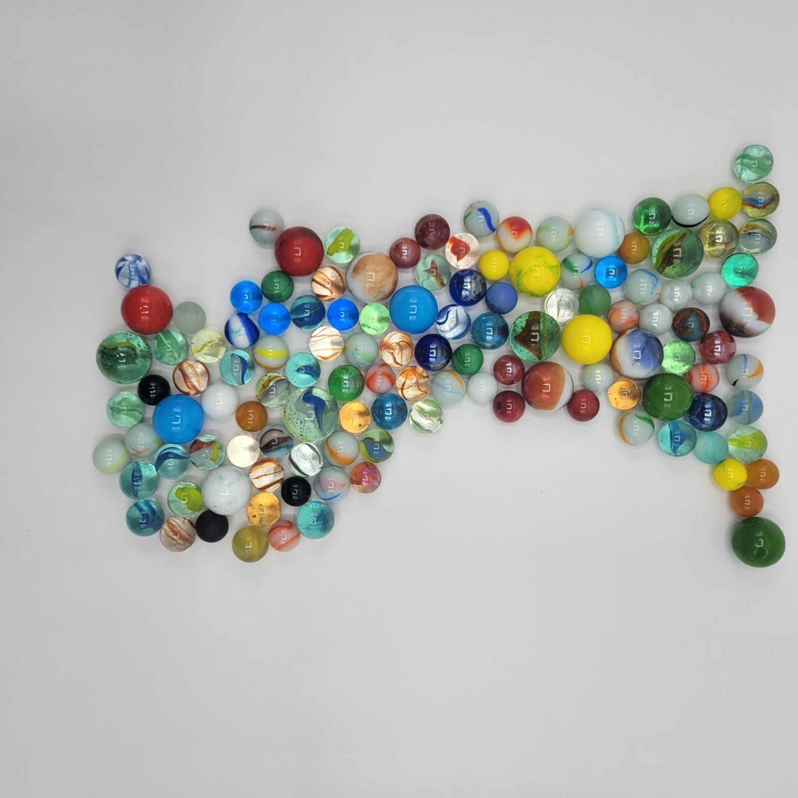 Vintage Marbles Lot of 125 Swirls Solids Speckled Asst Colors Sizes Collectors