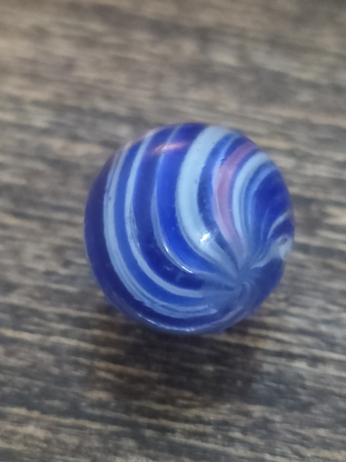 Vintage Handmade .57″ German Blue Onionskin Marble White Pink Streak