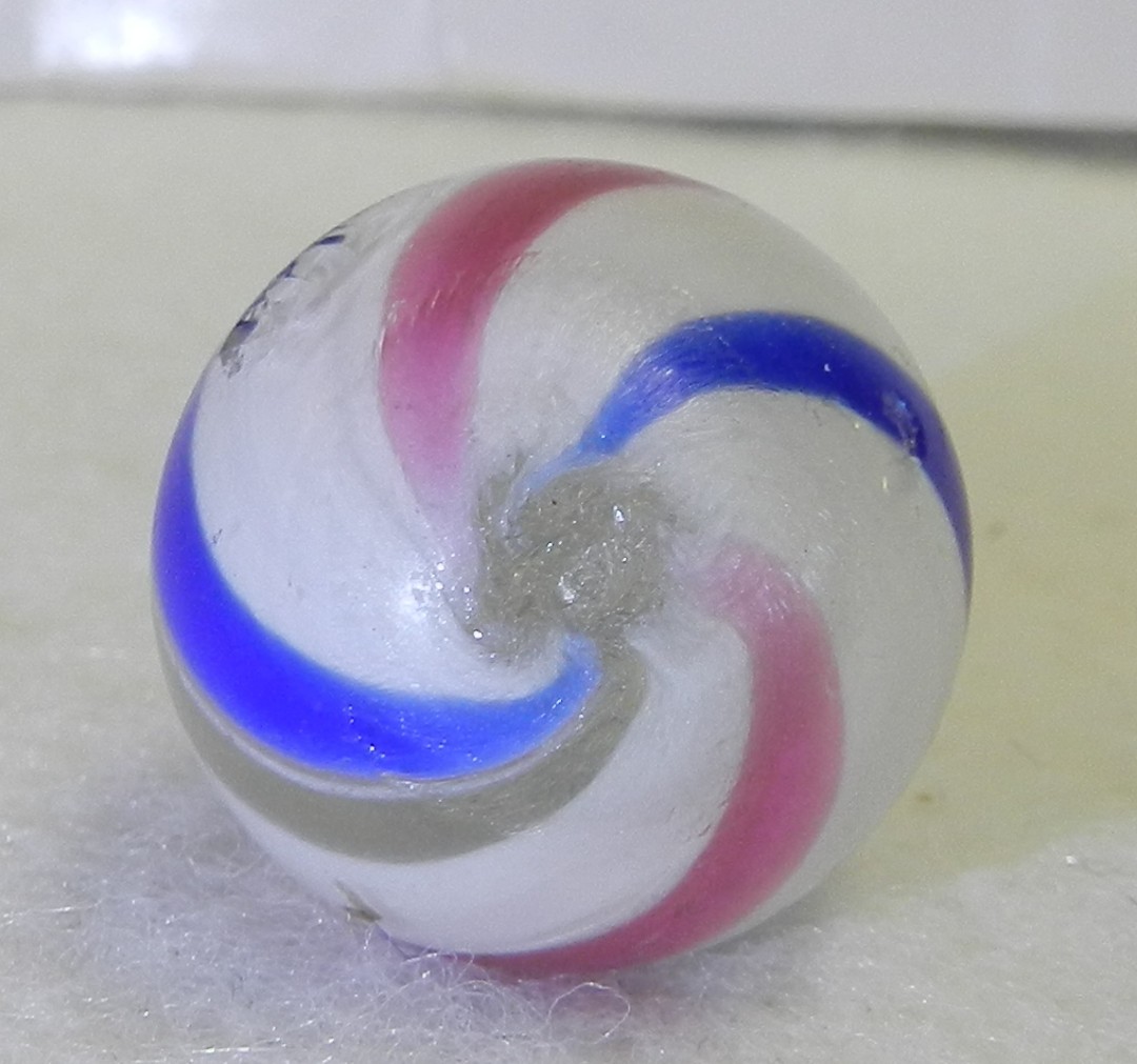 #20607m Vintage German Handmade Peppermint Swirl Marble .78 Inches