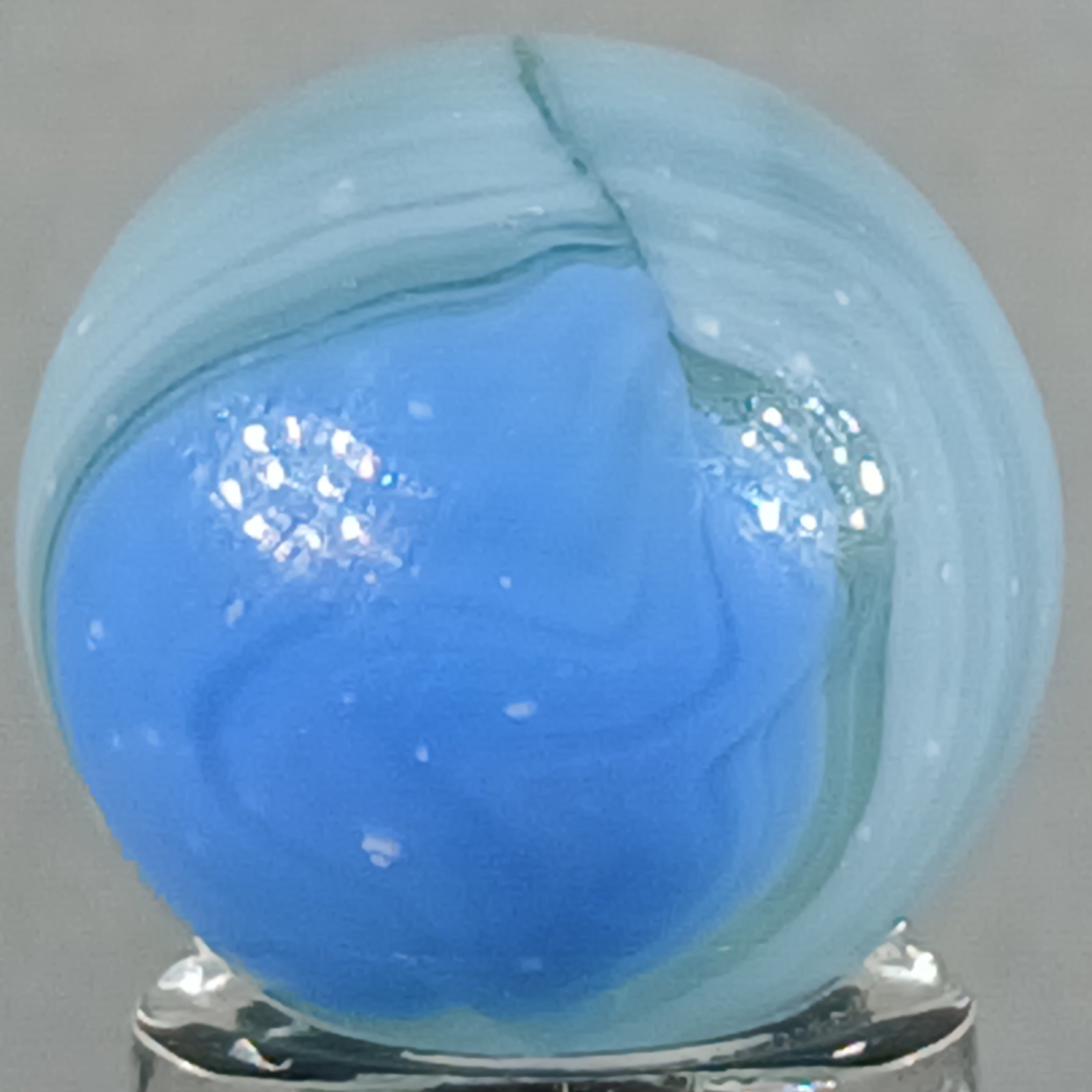 Vintage Vitro Conqueror Marble .61 Near-Mint Condition Combined Shipping