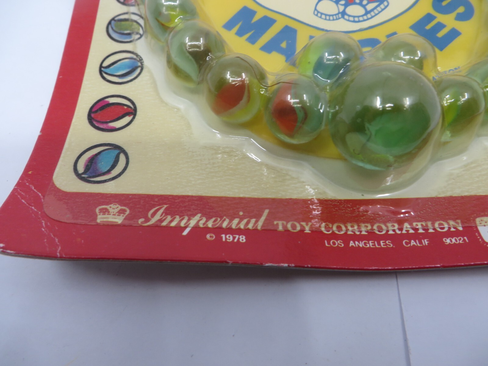 Vintage 1978 Lil Champ MARBLES & POUCH Imperial Toy Corporation NEW NOS Shooter