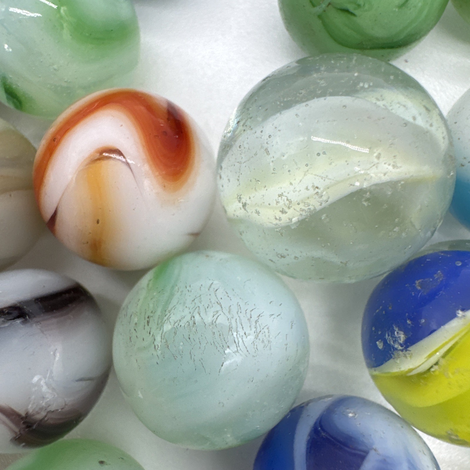 (71) Vintage Akro Agate? Swirl Glass Marble Marbles Various Makers Lot