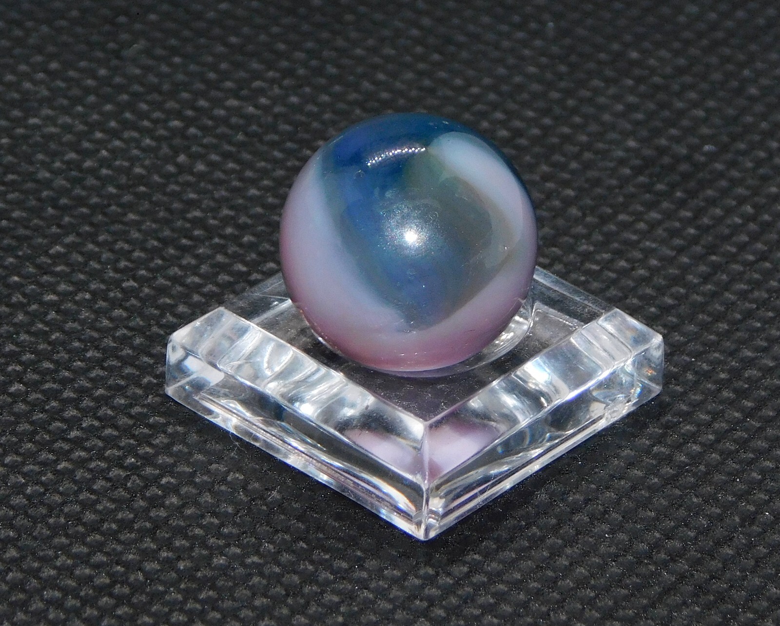 Vintage Marble Opaque Purple in Transparent Blue Swirl Patch 0.59″ (#8-03)