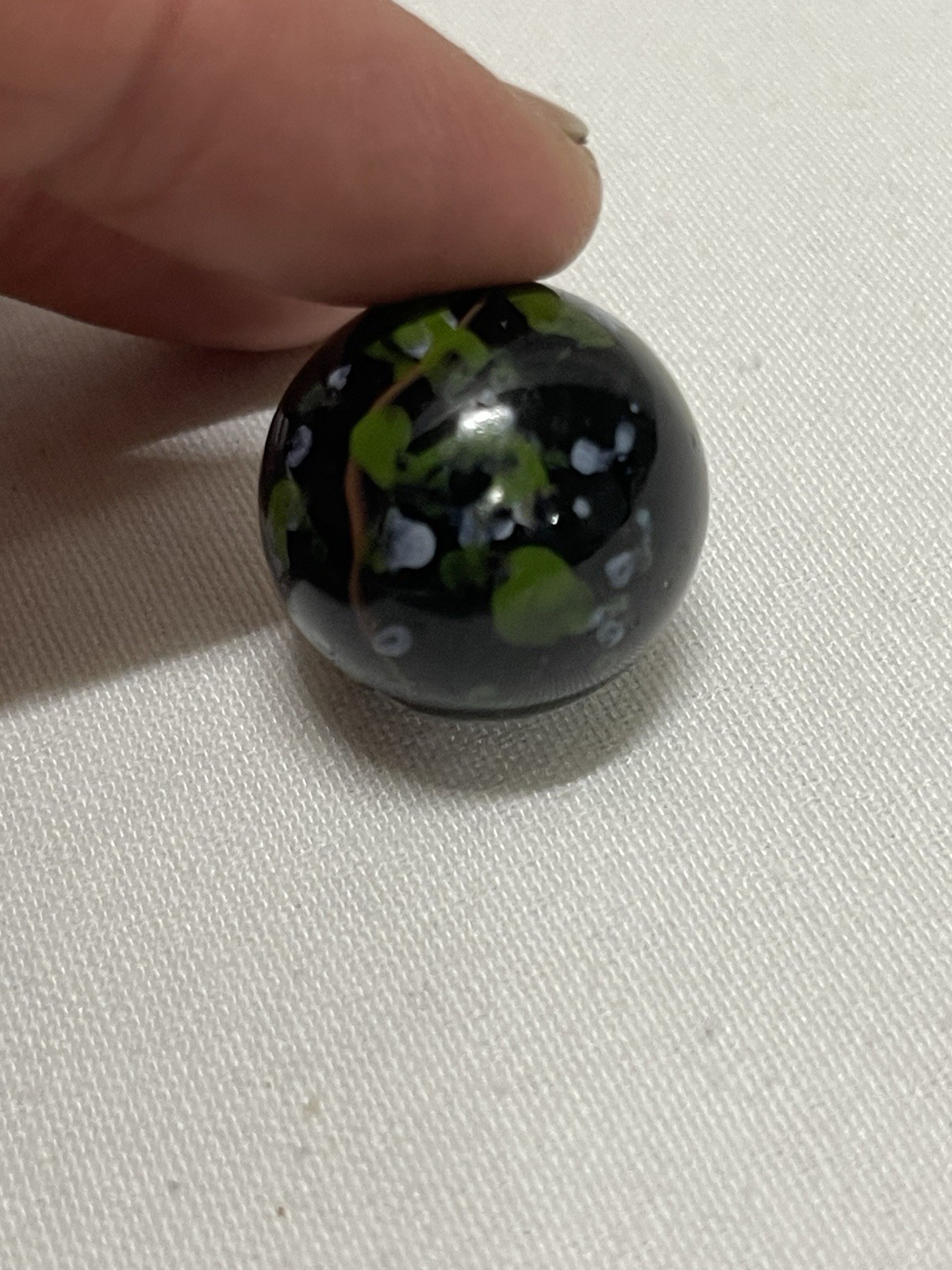 Vintage 0.95” Vacor Planet Glass Marble Shooter Green Black White Speckled