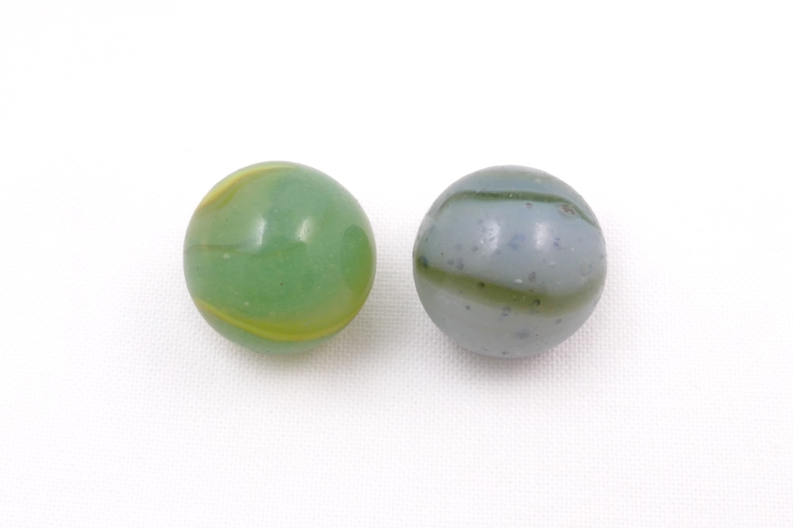 Lot of 2 Vintage Marbles Peltier Rainbo or Kokomo?
