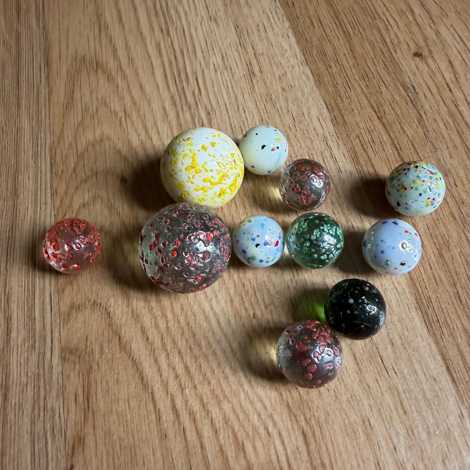UV Reactive Confetti Art Marble Lot Cadmium Selenium Glow Shooter Marbles 11pc