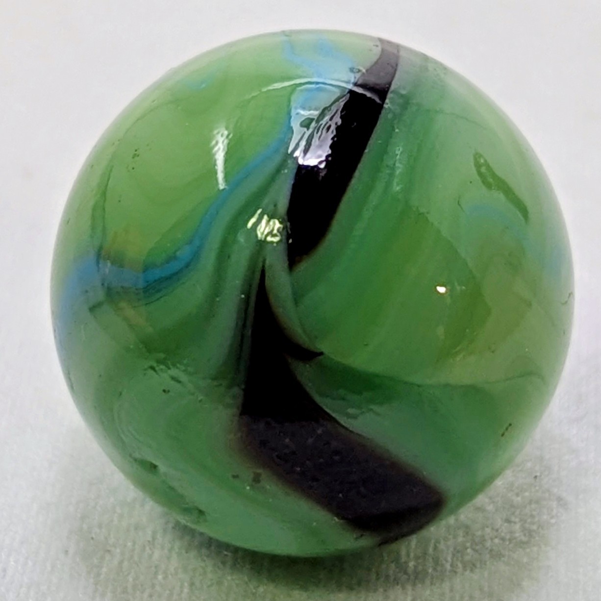 Christensen Agate Striped Opaque Vintage Marble 23.58 mm (1925-1933)