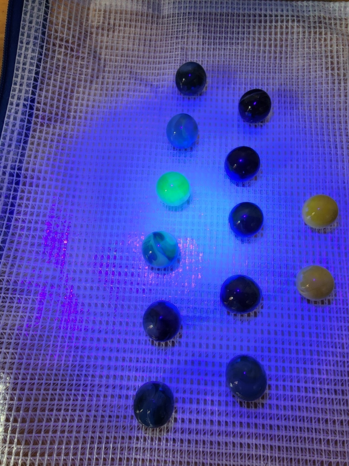 Lot Of 13 Vintage Marbles Uranium Selenium Manganese Glass Glow-in-the-dark Mix