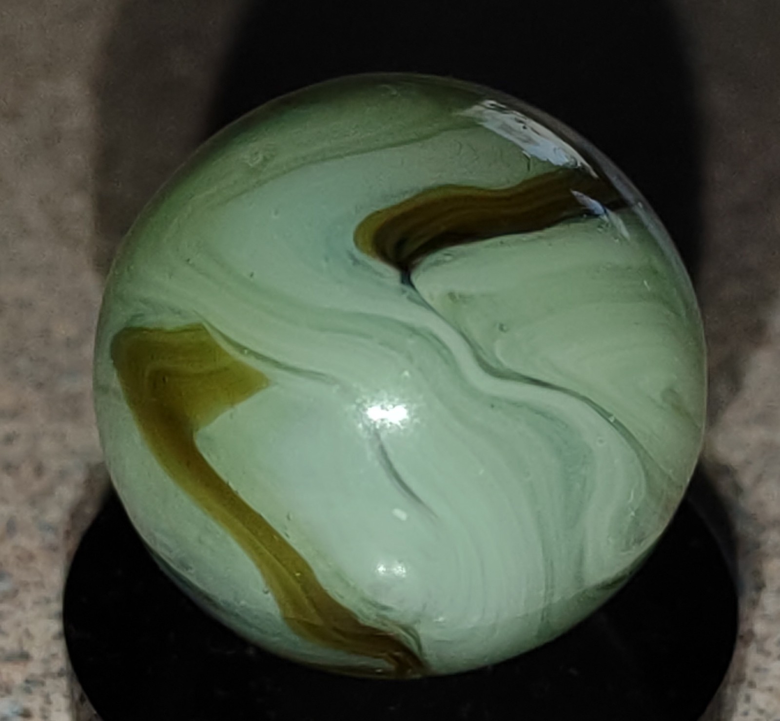 Heaton Agate Swirl marble-.63″ Near Mint+, Lt Green Transl. base-Brown swirl