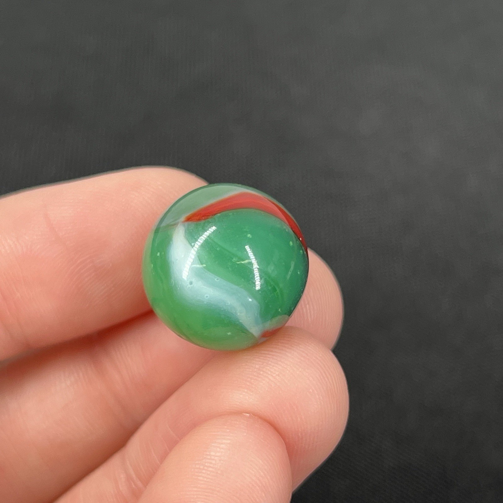 Vtg Glass Marble Christensen Akro Peltier Vitro .6” Green Red White