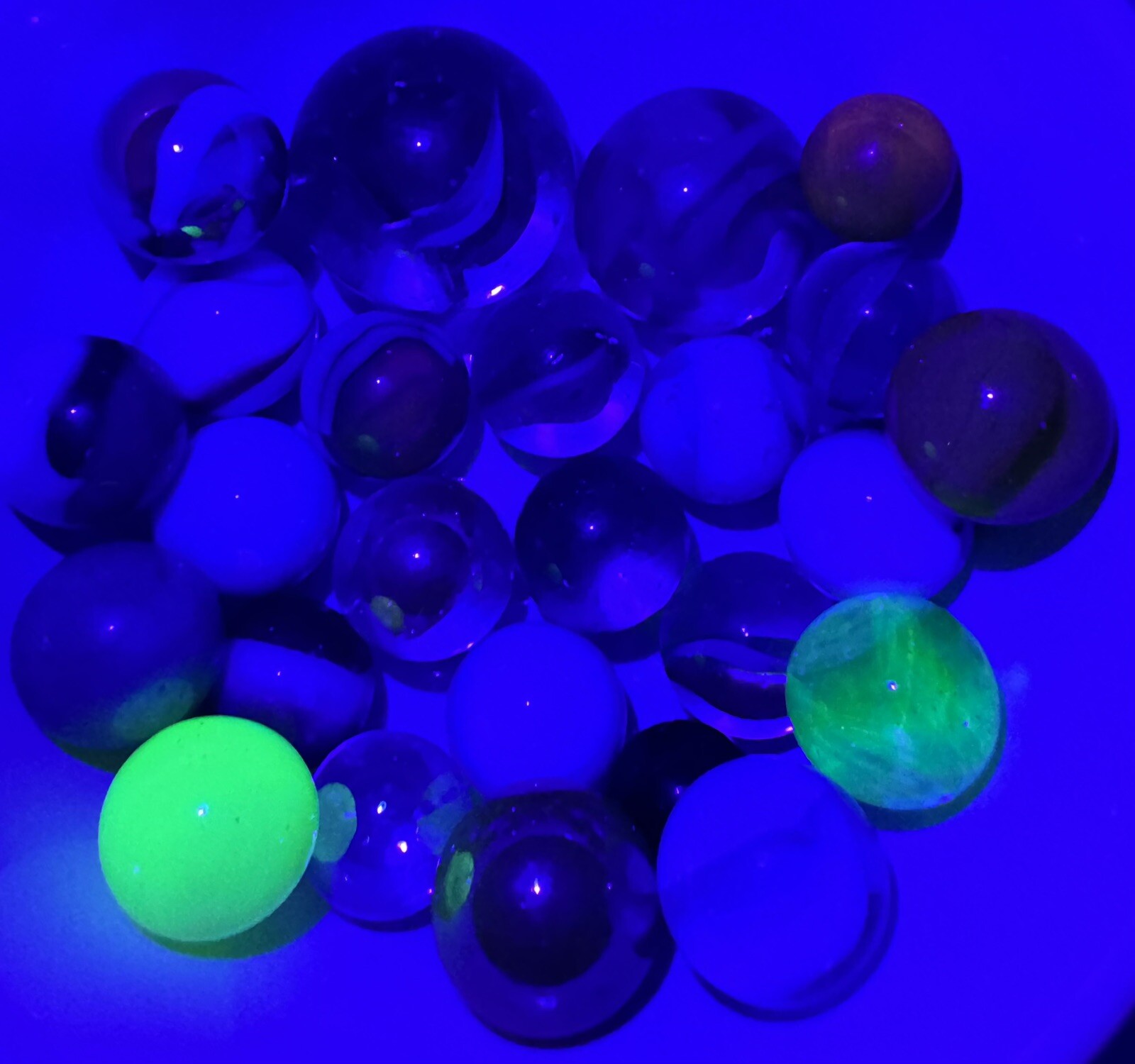 Vintage Marble Lot Of MARBLES UV Reactive Cadmium Uranium Lot #77