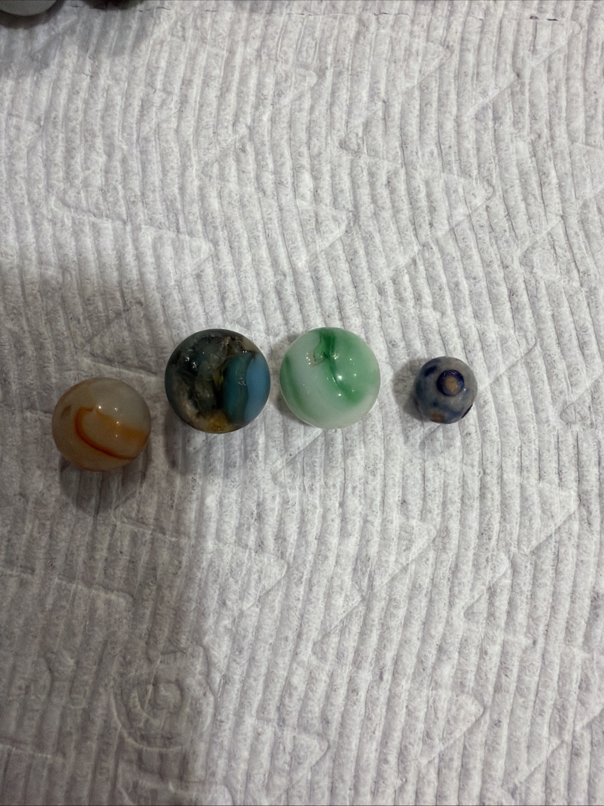 Lot Of 13 Vintage Marbles 11-regular 1- Shooter 1-mini 4 Damaged