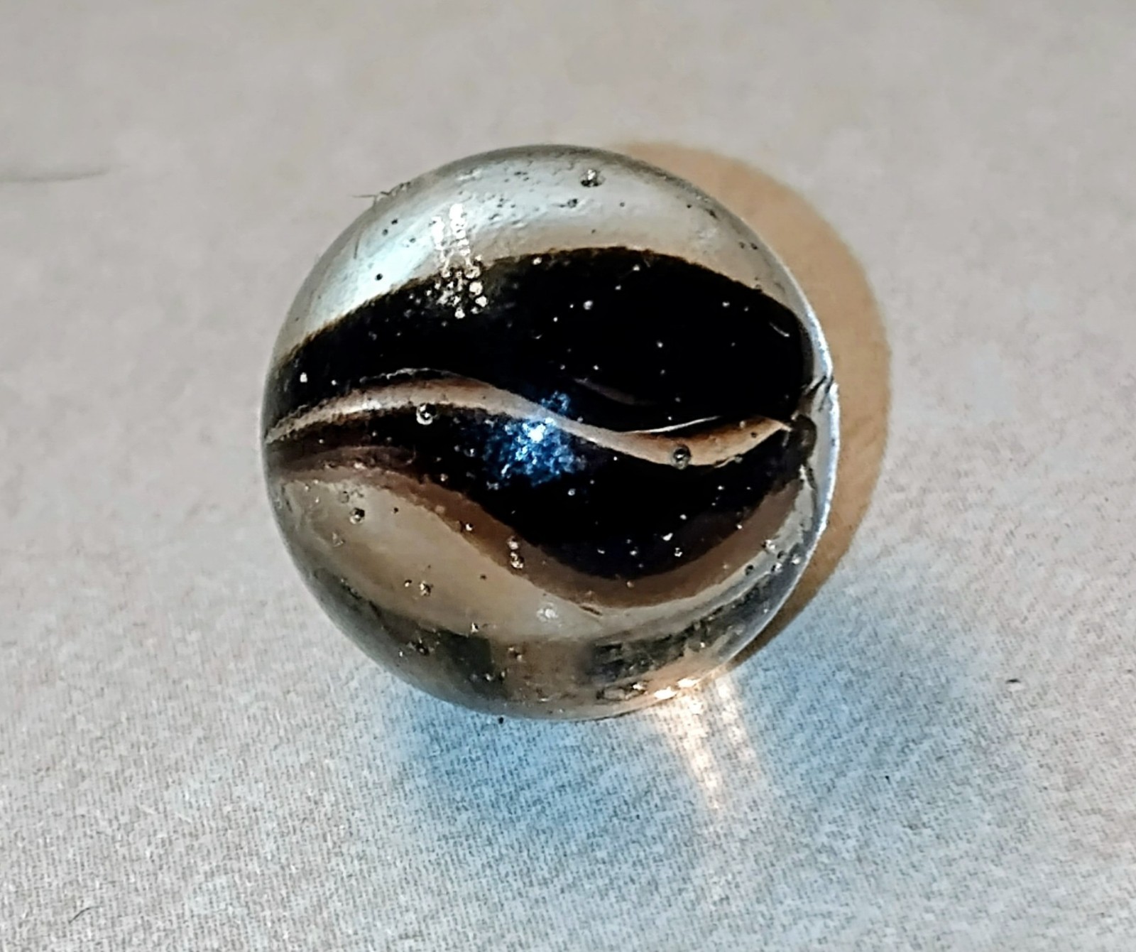 Vintage Bogard Black 8 Vein Full Bloom Glass Cats Eye Collector Marble .59″