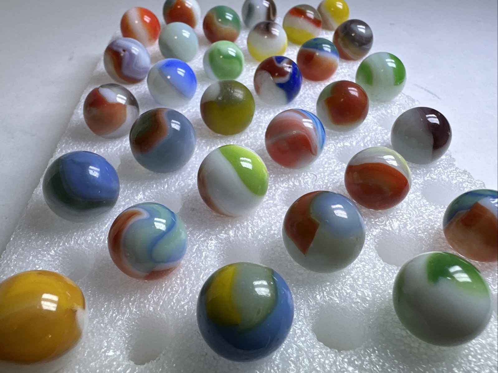 348 Awesome Mixed Lot Of 30 Vintage Vitro Agate Marbles!