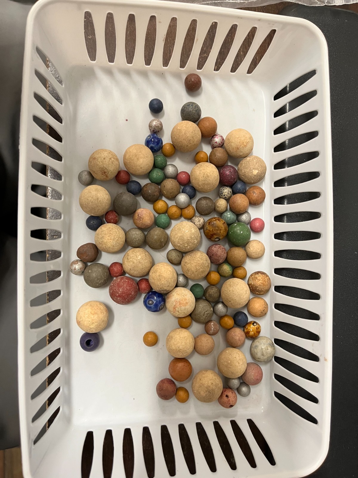 100 ANTIQUE VINTAGE CLAY MARBLES LOT (MULTI COLORED, IRREGULAR SHAPES) 15.23 OZ