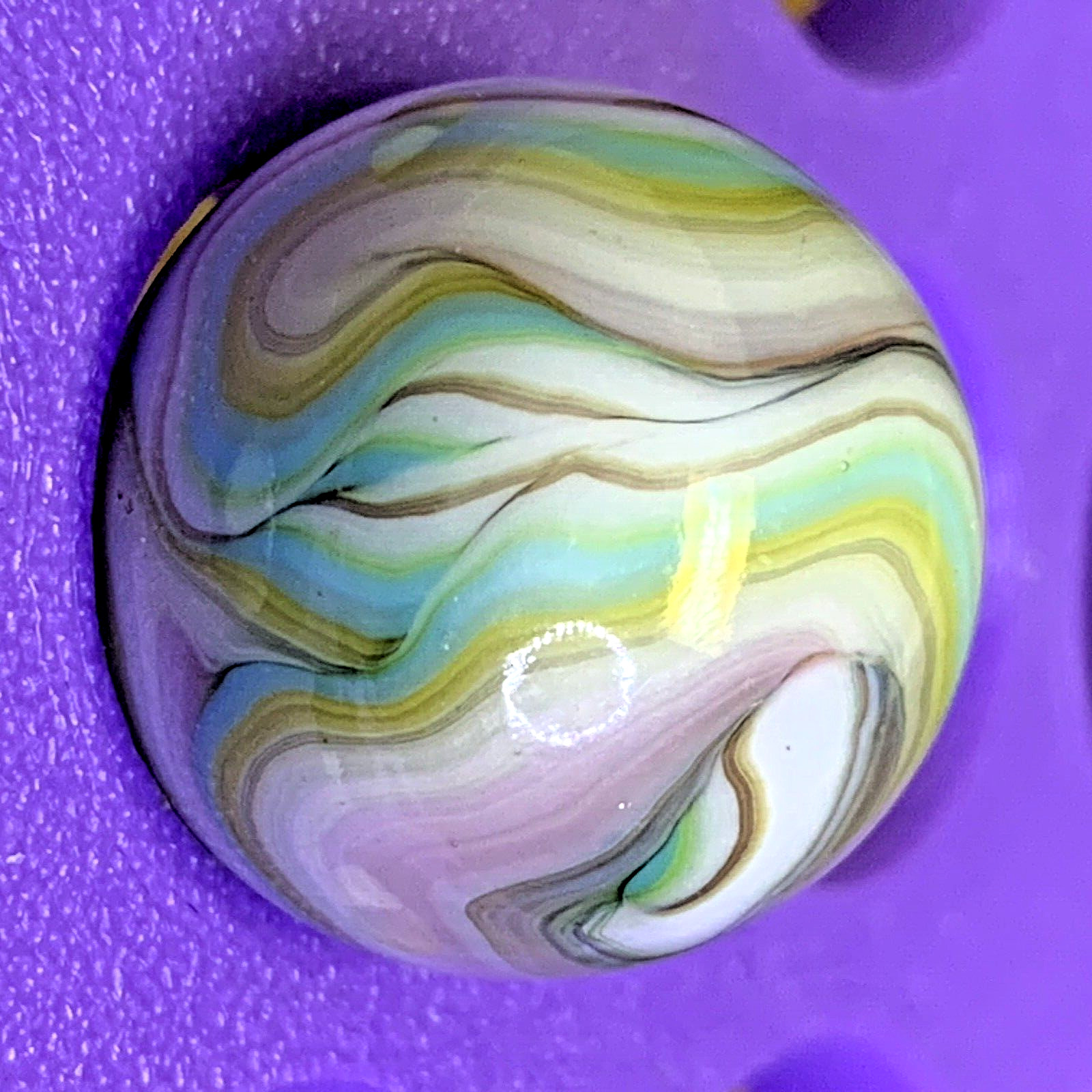 DAS/JABO/WV WHISPY FLAMES & SWIRLS RARE SOFT COLORS SHOOTER .72″ 9B/94