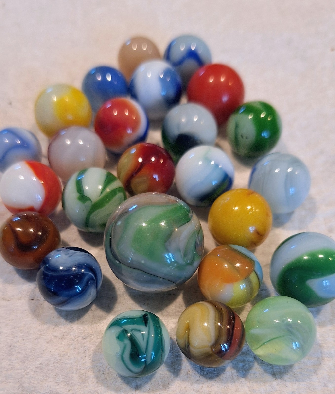 Lot Of 25 Vintage Akro Agate, Vitro,wv Swirl,cac,peltier