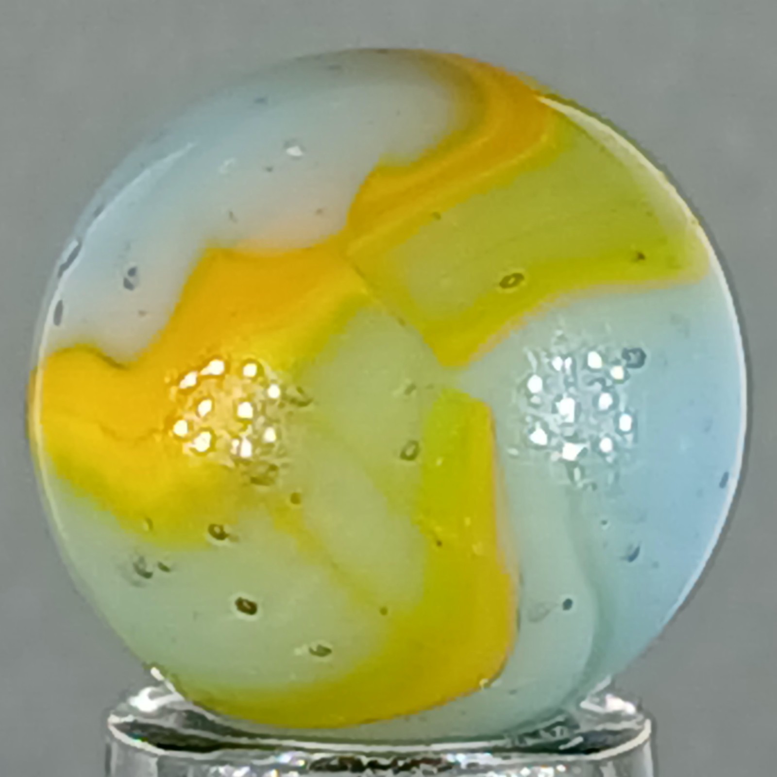 Vintage Peltier Rainbo Marble .62 Inches Near-Mint Condition Combined Shipping