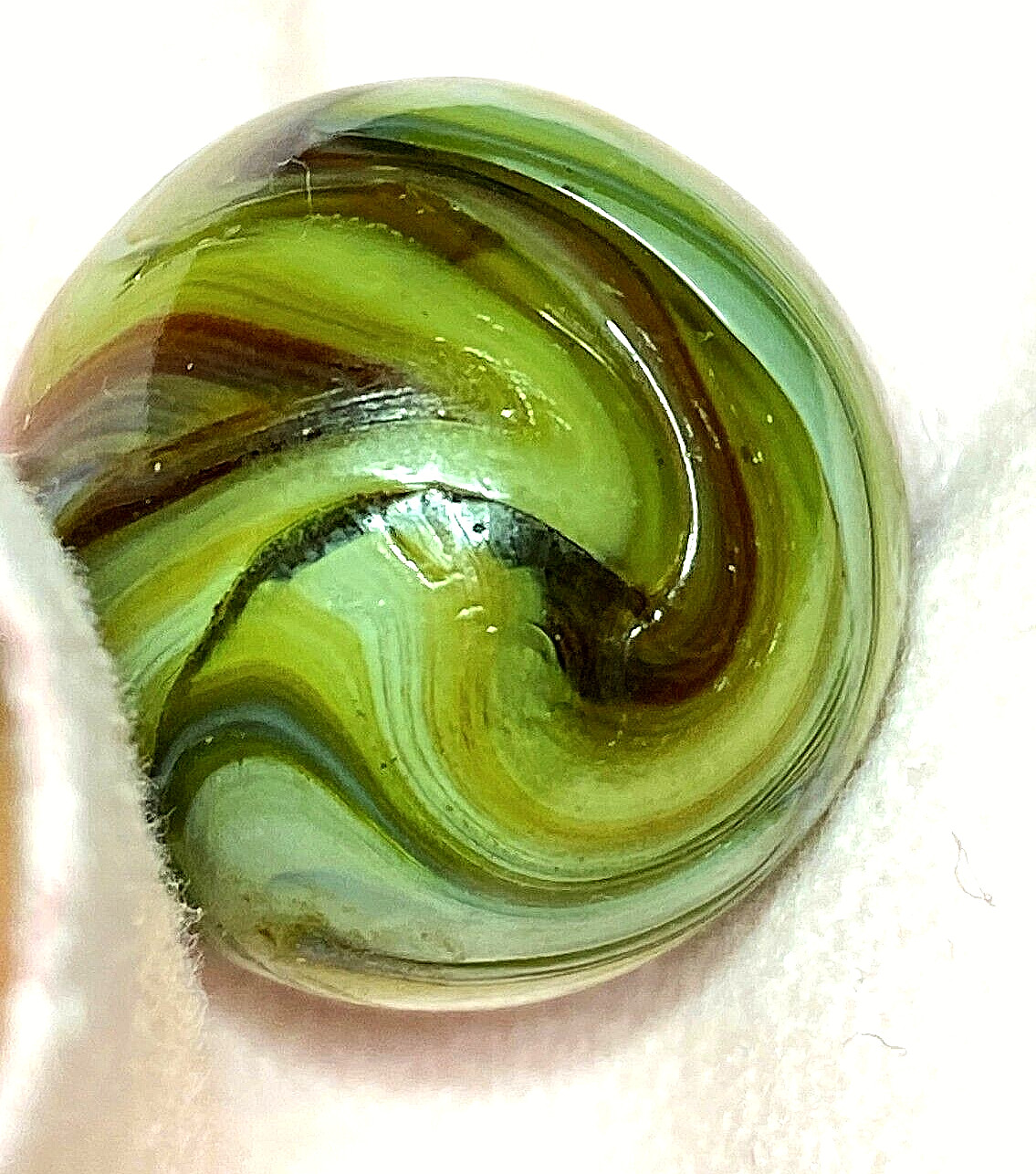 DAS/CHAMPION/WV RAMS HEAD / SEAMED DARK COLORS SWIRLED MARBLE SHOOTER .70″ M282
