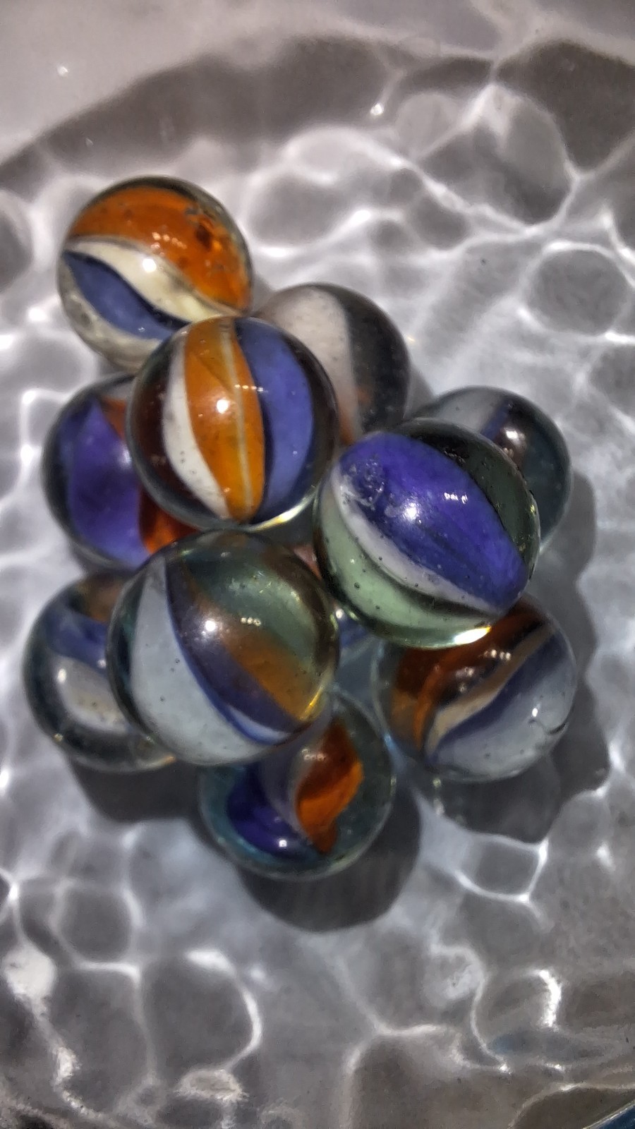 Vtg 6 Vane Tri Color Red White Blue Hybrid Cat’s Eye Marbles 11 ct. UV Reactive
