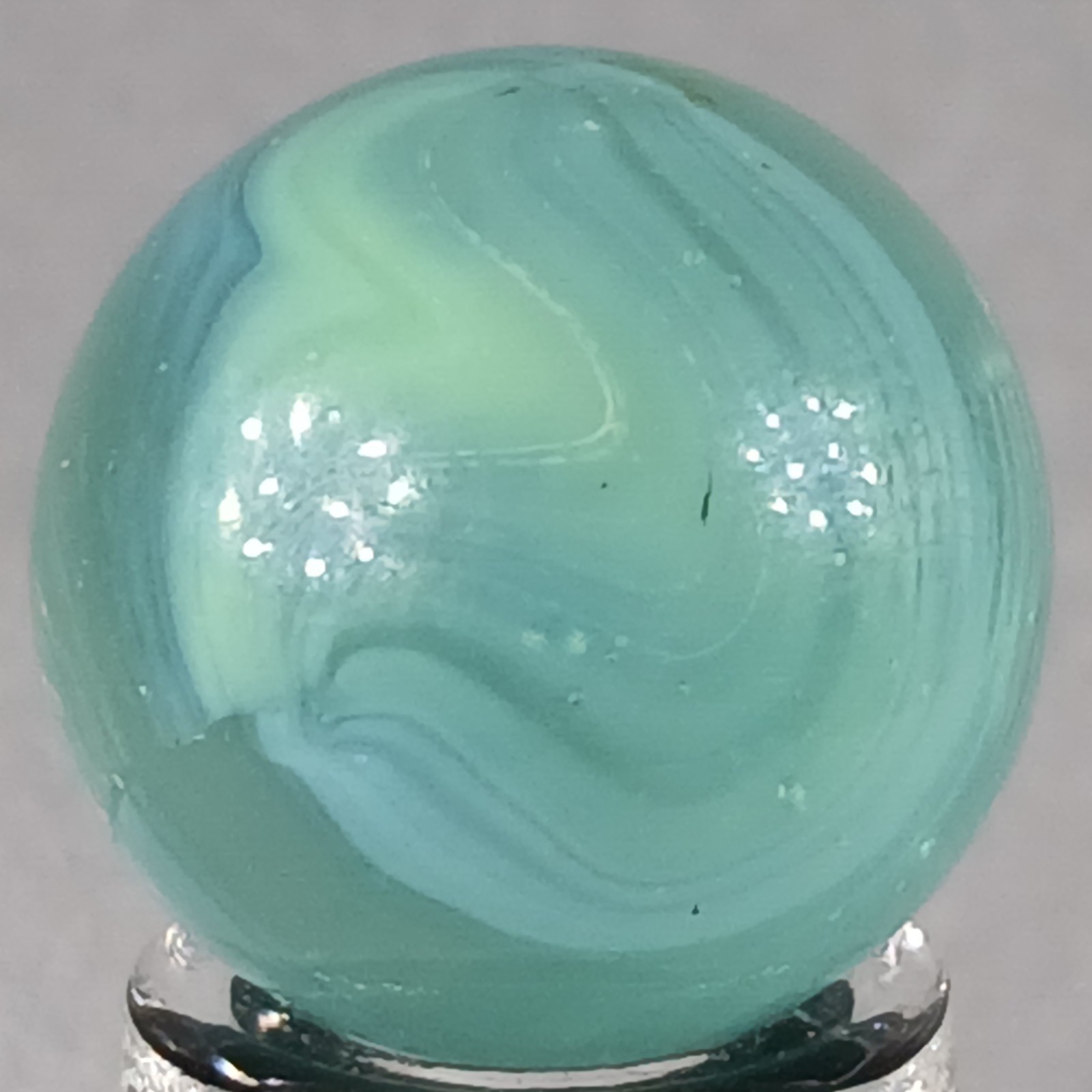 Vintage Vitro Conqueror Marble .60 Inches Near-Mint Condition