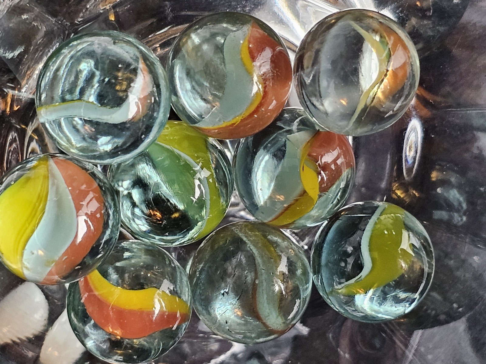 Vintage Estate 2lb+ Mixed Lot 215 Toy Marbles- Swirl, 4-6 Vane Cat’s Eye, & More