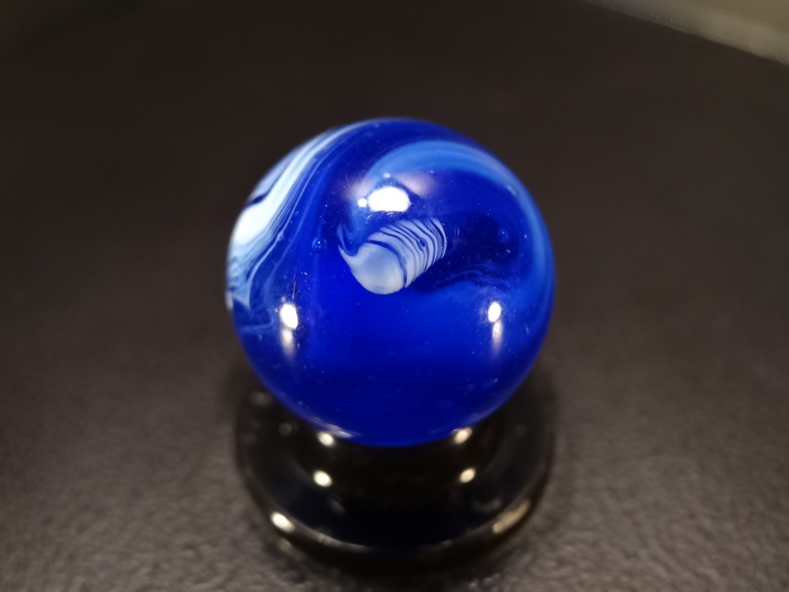 PELTIER * COBALT * National Onyx Slag Fine-line FEATHER PATTERN