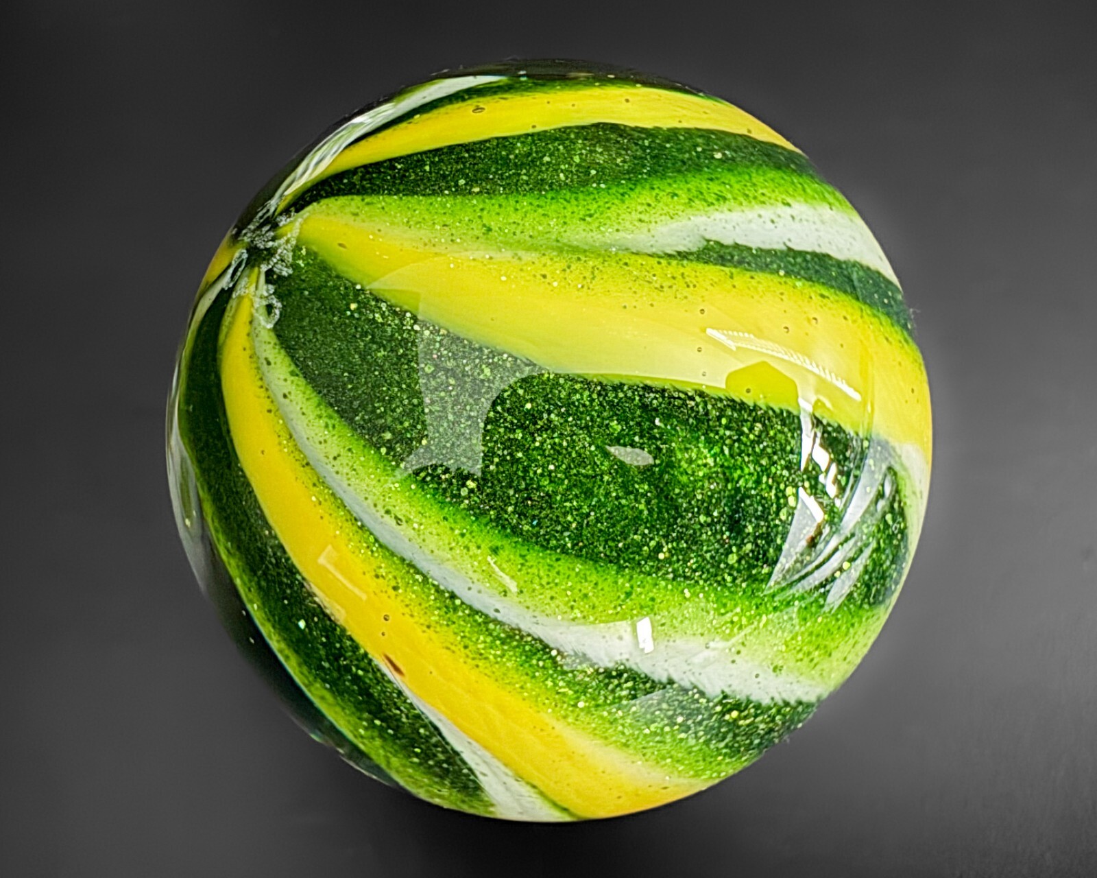 Rick Davis 1.5″ Aventurine Yellow Lobed Onionskin Handblown Art Glass Marble