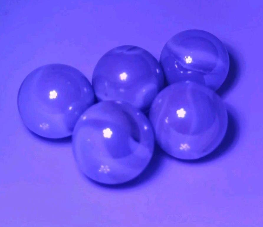 5 Marble King, 1940s–1970 Marbles Pearlescent Gray/Purple Swirling