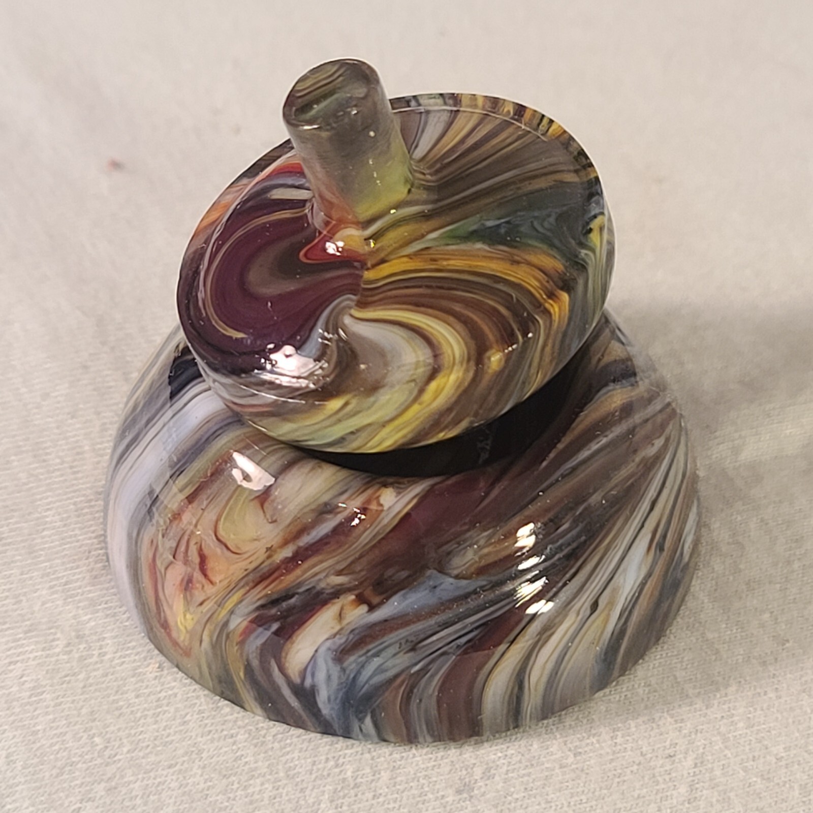 ANDY DAVIS, Glass Art Spinning Top & Base, Joker’s Run (?), #265Q