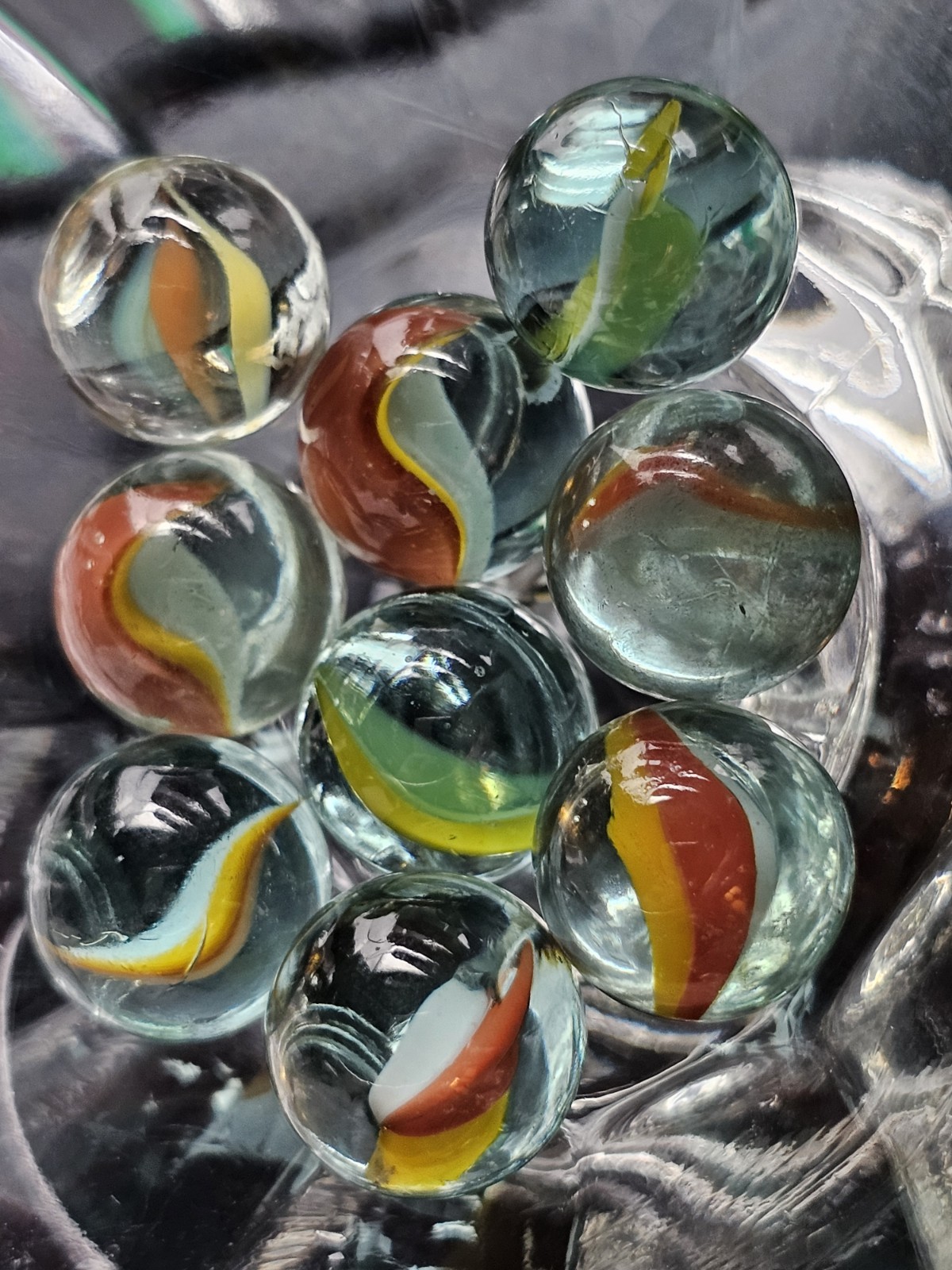 Vintage Estate 2lb+ Mixed Lot 215 Toy Marbles- Swirl, 4-6 Vane Cat’s Eye, & More