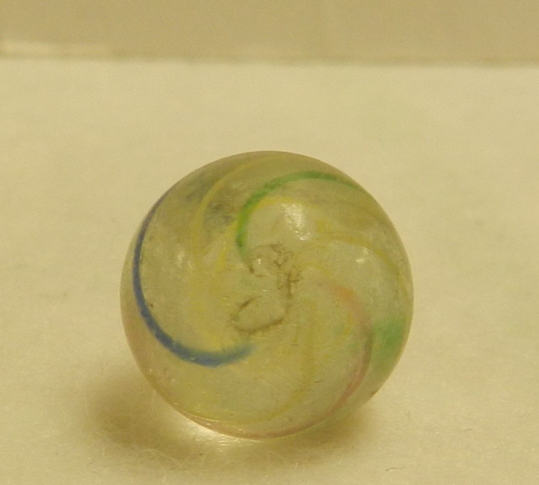#21062m Small .51 In Vintage German Handmade 2 Color Latticino Swirl Marble