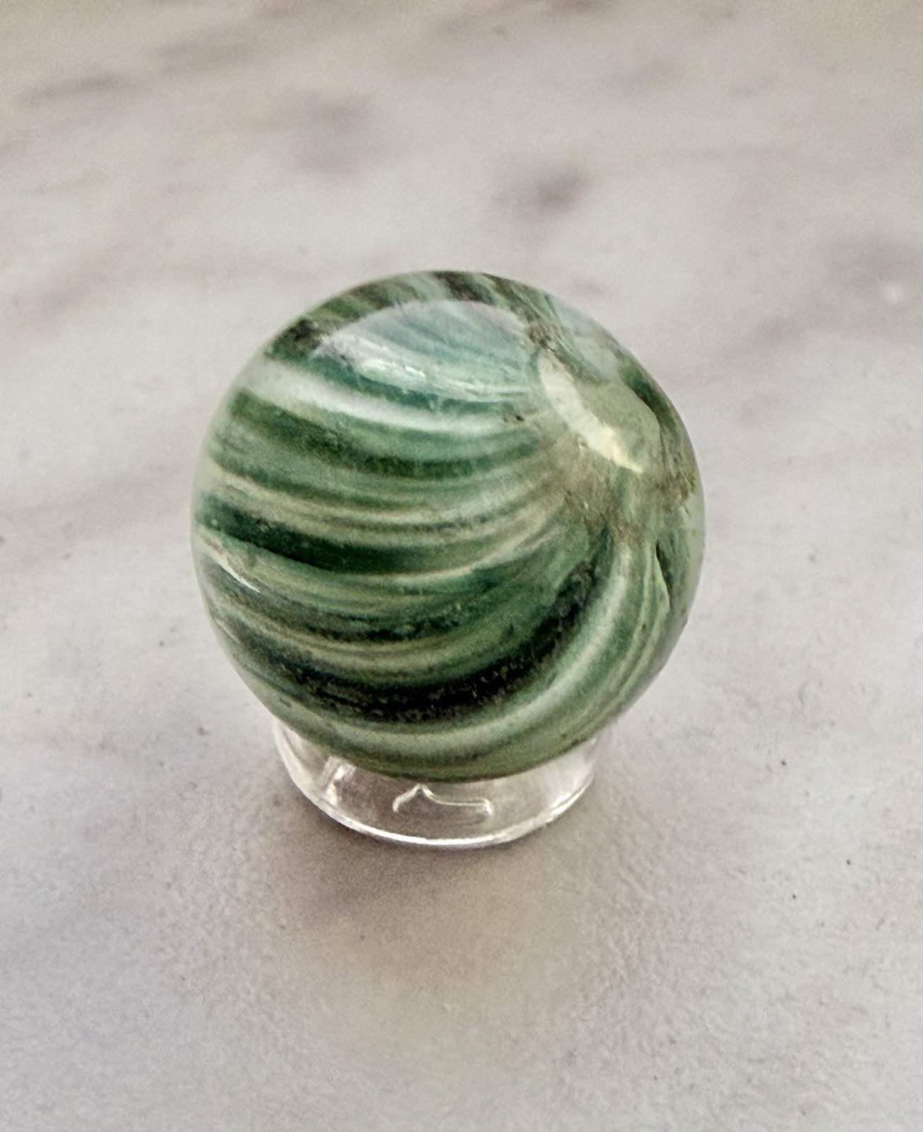 Antique German Handmade Onionskin Glass Marble Green Swirl 5/8” Ground Pontil