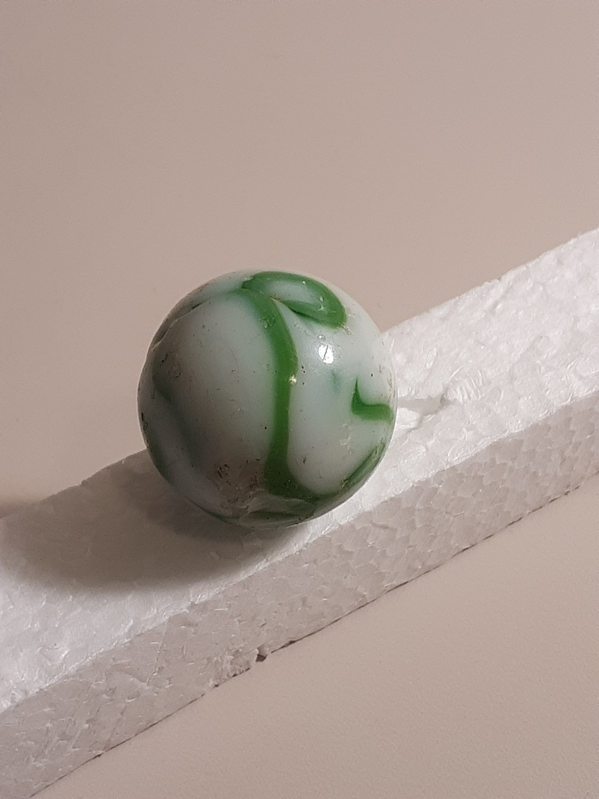 Large Shooter Marble white and green (Item M03)